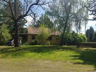 205 Templeton St, Brownsville, OR 97327