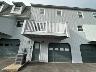11 Bluestone Dr, Nashua, NH 03060