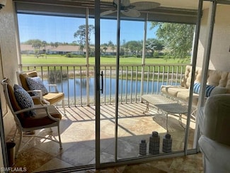 7145 Dennis Cir Unit 205, Naples, FL 34104