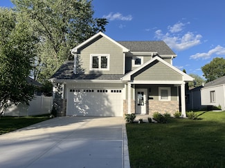 416 S 12th Ave, Saint Charles, IL 60174