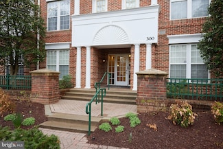 300 King Farm Blvd, Rockville, MD 20850