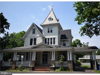 511 W Evesham Ave, Magnolia, NJ 08049