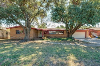 2503 53rd St, Lubbock, TX 79413