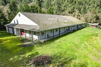 90 Christian School Rd, Willow Creek, CA 95573