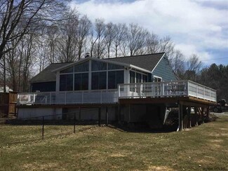 287 Lakeview Rd, Broadalbin, NY 12025