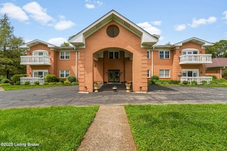 8625 Shelbyville Rd Unit 202, Louisville, KY 40222