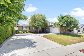 3028 Royal Oaks Dr, Duarte, CA 91010