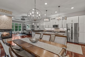 21905 W North Ave, Brookfield, WI 53045