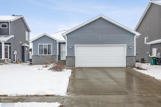 5223 10th St W, West Fargo, ND 58078