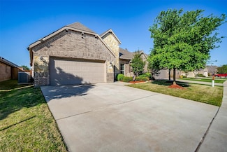 317 Madison St, Burleson, TX 76028