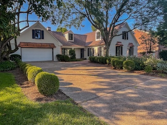621 Lakeshore Dr, Lexington, KY 40502
