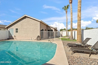 6617 E Northridge St, Mesa, AZ 85215