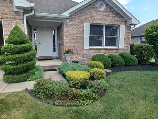 1841 Holiday Pines Dr, Brownsburg, IN 46112