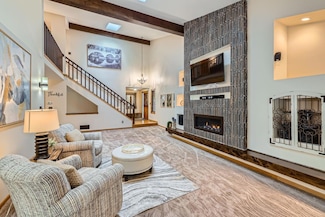 58 Garden Dr, Burnsville, MN 55337