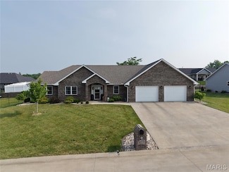 615 Jonathan Rd, Hannibal, MO 63401