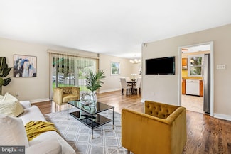 3137 Winchester Ave, Philadelphia, PA 19136