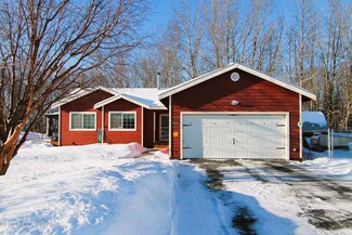 1064 S Settlers Cir, Palmer, AK 99645