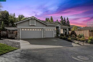 90 Kelok Ct, Clayton, CA 94517