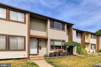 62 Covington Dr, East Windsor, NJ 08520