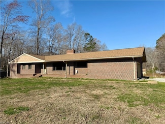 156 Bush Springs Rd, Toano, VA 23168