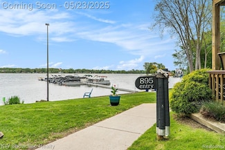 895 S Pontiac Trail Unit C206, Walled Lake, MI 48390