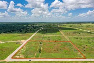 5557 Teal Ln, Columbus, TX 78934