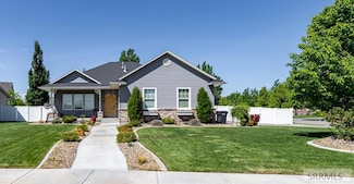 636 Birmingham Ln, Idaho Falls, ID 83402