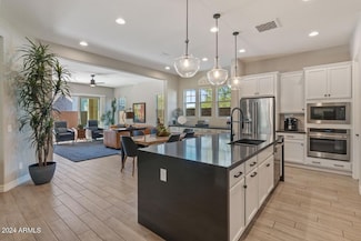 3413 E Robin Ln, Phoenix, AZ 85050