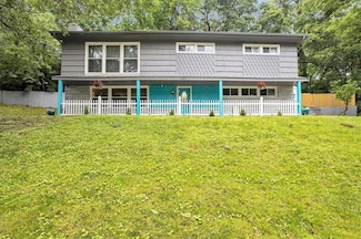 1477 Spruce Ave, Liberty, MO 64068