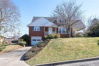 319 W 1st Ave, Latrobe, PA 15650