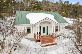 802 Creamery Rd, South Ryegate, VT 05069