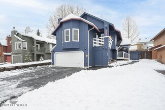 7541 Solarset Cir, Anchorage, AK 99507