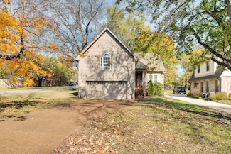 1301 Howard Ave, Nashville, TN 37216