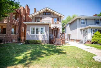 7 E Elizabeth St, Hammond, IN 46320