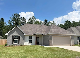 60421 Sunset Oak Blvd, Lacombe, LA 70445