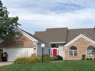 2902 Heathwood Ct, Champaign, IL 61822