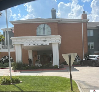 3001 S 51 Street Ct Unit 103, Lincoln, NE 68506