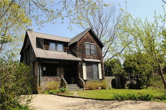 35 Marine Ave, Jamestown, RI 02835