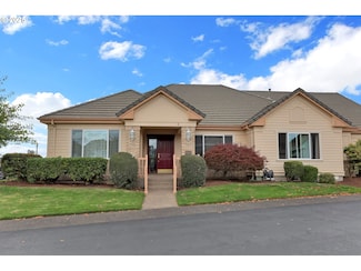 3328 Lakemont Dr, Eugene, OR 97408