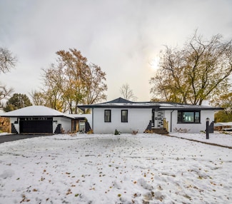 8205 Parkview Ave, Munster, IN 46321