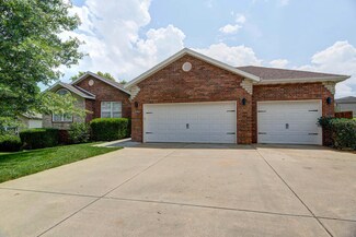 1128 W Westwood Ct, Nixa, MO 65714
