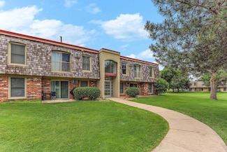 917 11th Ave S Unit 6, Hopkins, MN 55343