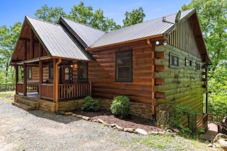 512 Picklesimer Mountain Rd, Morganton, GA 30560
