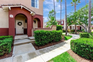 101 Santa Barbara Ct, Foothill Ranch, CA 92610