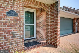 75 Brookmeadow Ln, Chambersburg, PA 17201