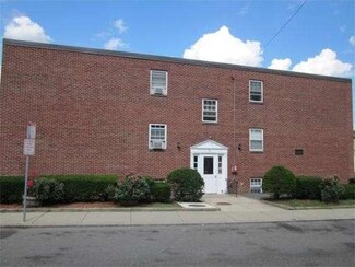 74 Springvale Ave Unit 10, Chelsea, MA 02150