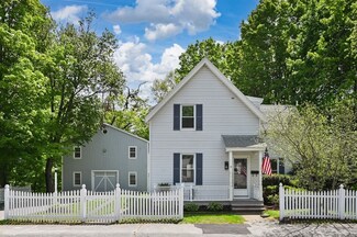6 Chester St, Andover, MA 01810