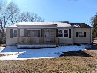 1340 Ely Rd, Hixson, TN 37343