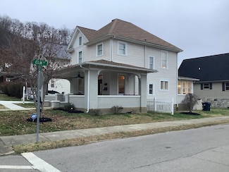 124 4th St, Paintsville, KY 41240