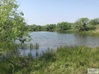 1559 AC Fernando Rd E, Arroyo City, TX 78583